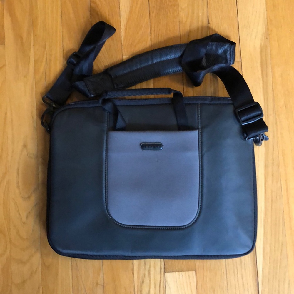 Incase laptop bag